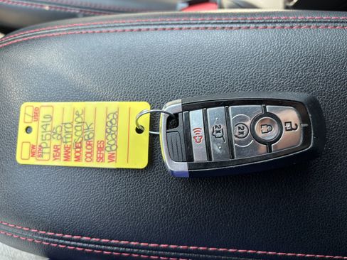 Used 2025 Ford Escape ST-Line Select AWD/4WD image 29