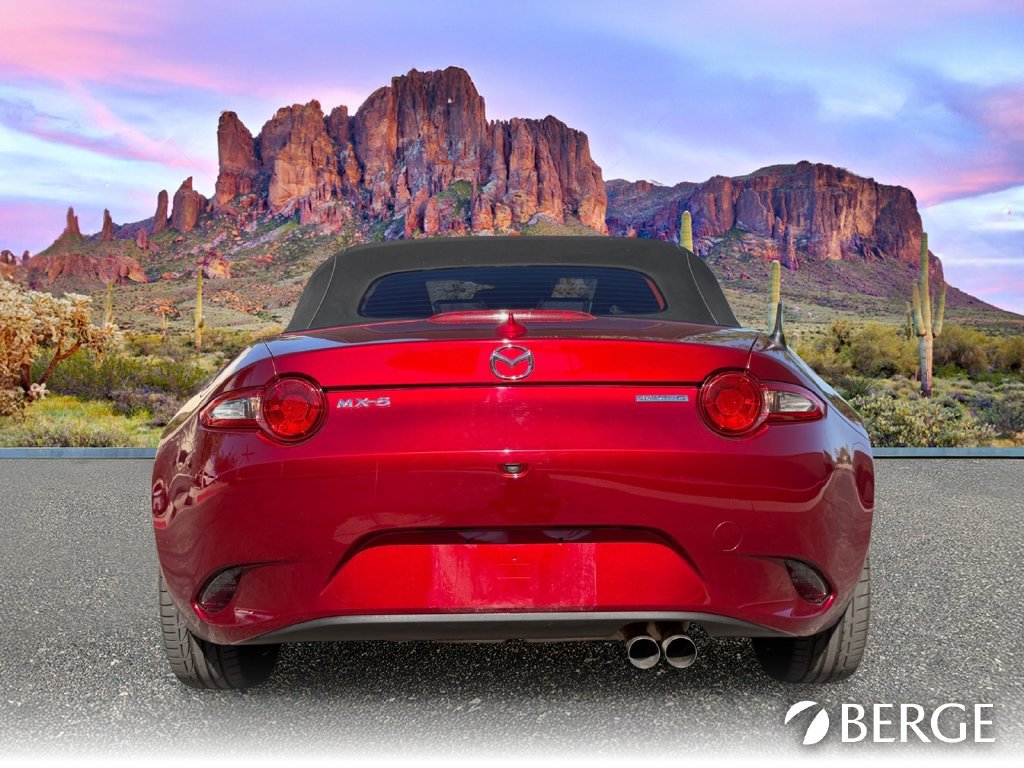 Used 2022 MAZDA MX-5 Miata Grand Touring RWD image 6