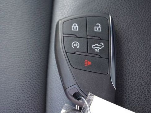 Used 2024 Chevrolet Silverado 1500 RST w/ Convenience Package II RWD image 30