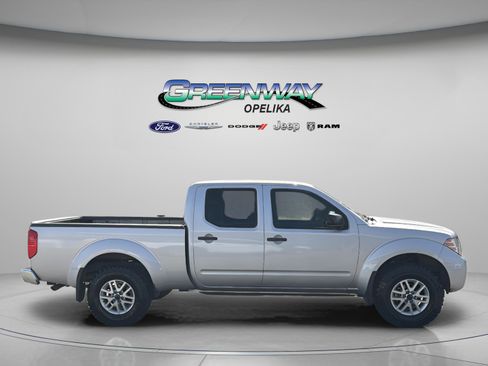 Used 2019 Nissan Frontier SV w/ Value Truck Package image 13