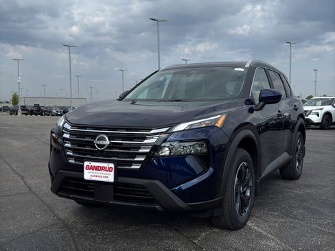 New 2026 Nissan Rogue SV w/ SV Premium Package image 2