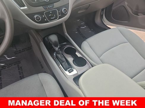 Used 2023 Chevrolet Malibu LS image 23