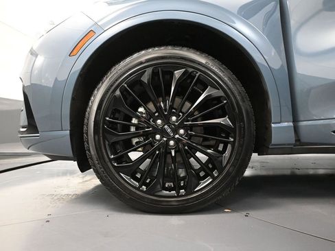 Used 2023 Lincoln Corsair Reserve w/ Jet Appearance Package image 17