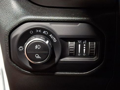 Used 2022 Jeep Gladiator Willys image 21