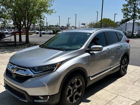 Used 2017 Honda CR-V Touring image 1