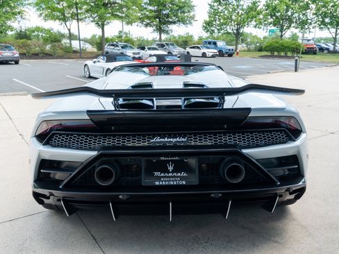 Used 2020 Lamborghini Huracan EVO AWD/4WD image 4