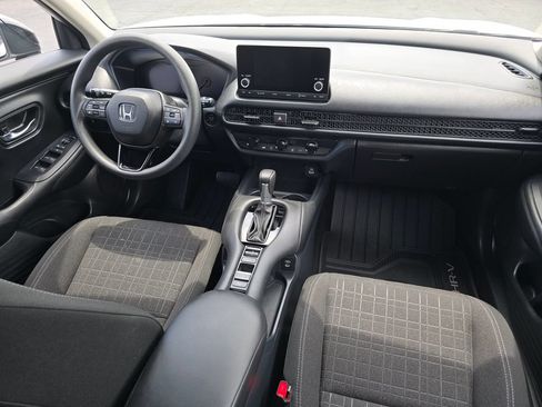 Certified 2025 Honda HR-V LX image 20