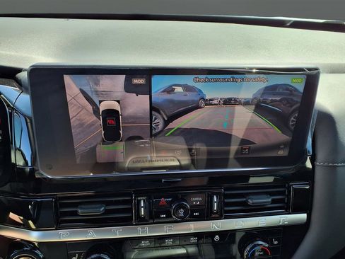 New 2026 Nissan Pathfinder SL AWD/4WD image 25