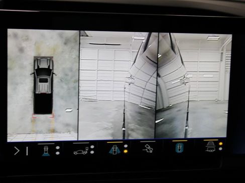 Used 2024 Chevrolet Silverado 2500 High Country image 57