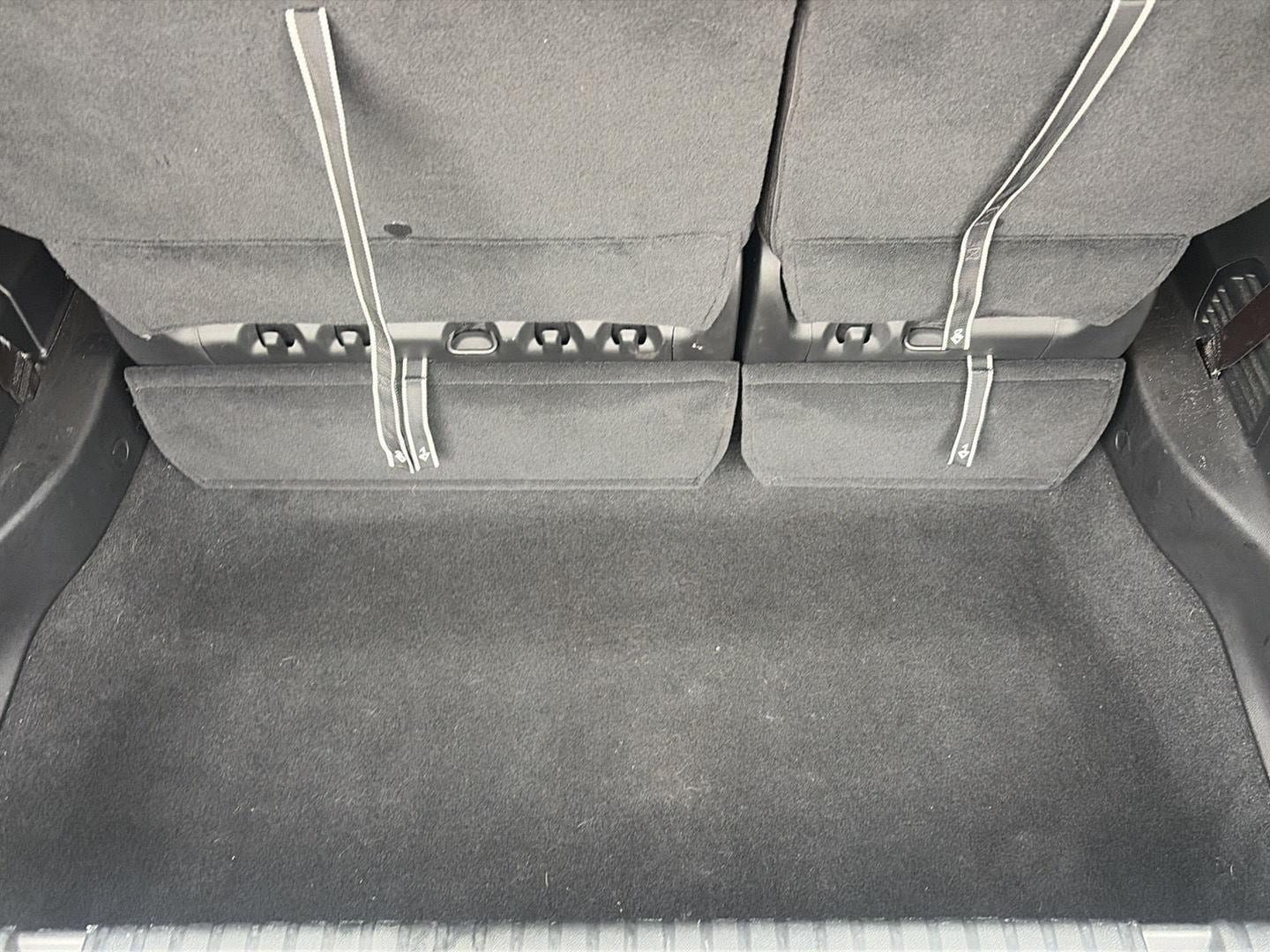 Used 2026 Chrysler Pacifica Select FWD image 10