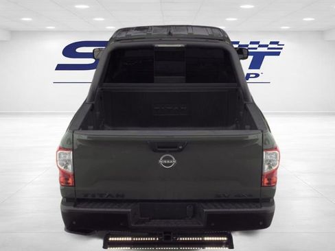Used 2024 Nissan Titan SV w/ SV Bronze Edition Package image 6