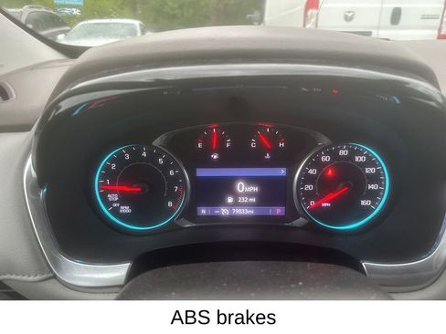 Used 2021 Chevrolet Traverse LT AWD/4WD image 26