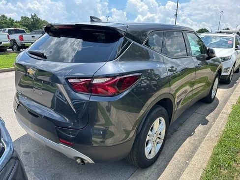 Used 2021 Chevrolet Blazer LT FWD image 3