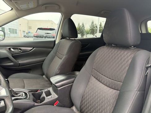 Certified 2017 Nissan Rogue SV AWD/4WD image 8