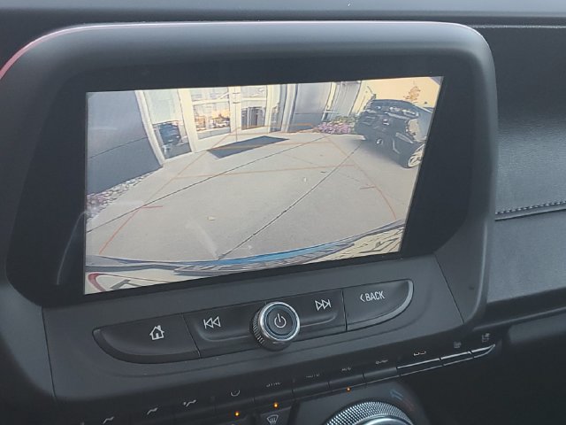 Used 2018 Chevrolet Camaro LT RWD image 23