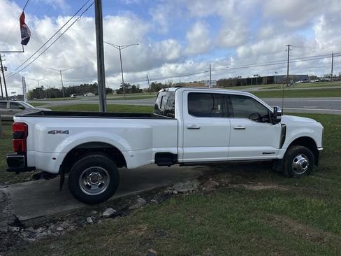 Used 2024 Ford F350 King Ranch w/ Chrome Package image 8