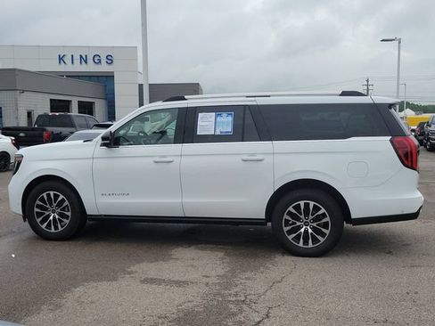 Certified 2025 Ford Expedition Max Platinum AWD/4WD image 2