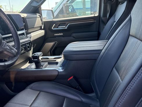 Used 2024 Chevrolet Silverado 1500 High Country w/ Midnight Edition image 7