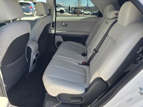 Used 2023 Hyundai Ioniq 5 SEL image 10