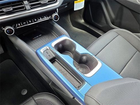 New 2026 Chevrolet Equinox EV LT image 25