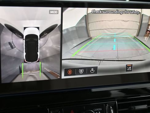 New 2026 Nissan Pathfinder SL AWD/4WD image 11