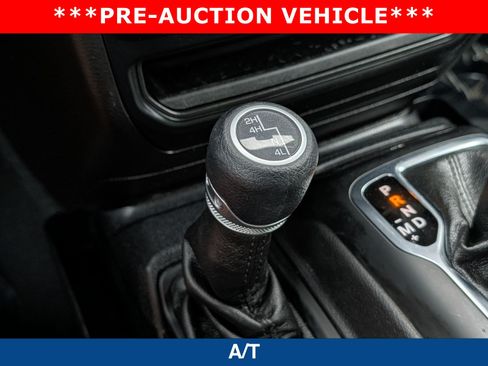 Used 2022 Jeep Gladiator Sport AWD/4WD image 37