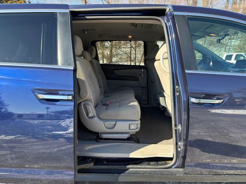 Used 2016 Honda Odyssey SE image 21