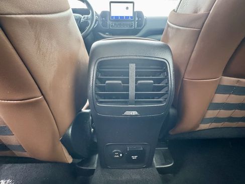 Used 2021 Ford Bronco Sport Outer Banks w/ Outer Banks Package (96D) image 15