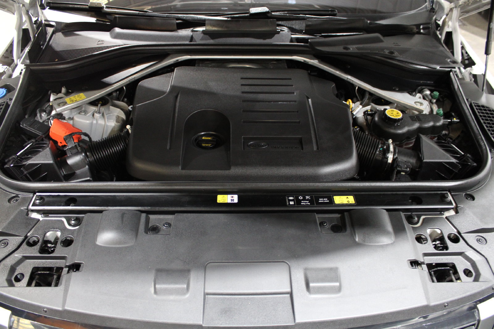 Used 2023 Land Rover Range Rover Sport SE AWD/4WD image 43