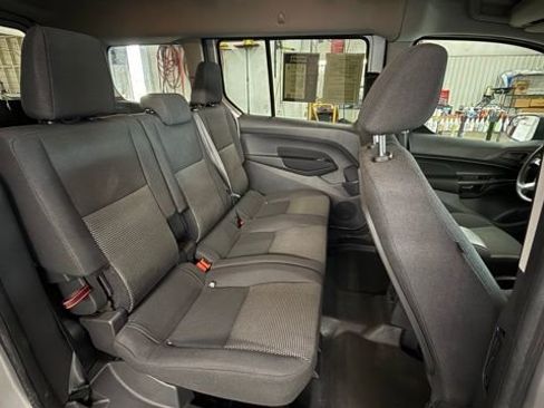 Used 2017 Ford Transit Connect XL FWD image 27
