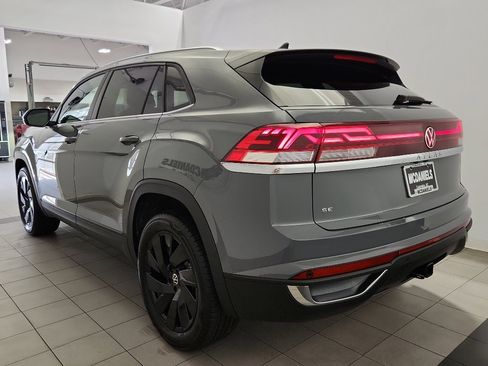 New 2026 Volkswagen Atlas Cross Sport SE FWD image 5