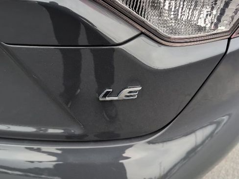 Used 2023 Toyota Corolla LE w/ LE Convenience Package FWD image 7