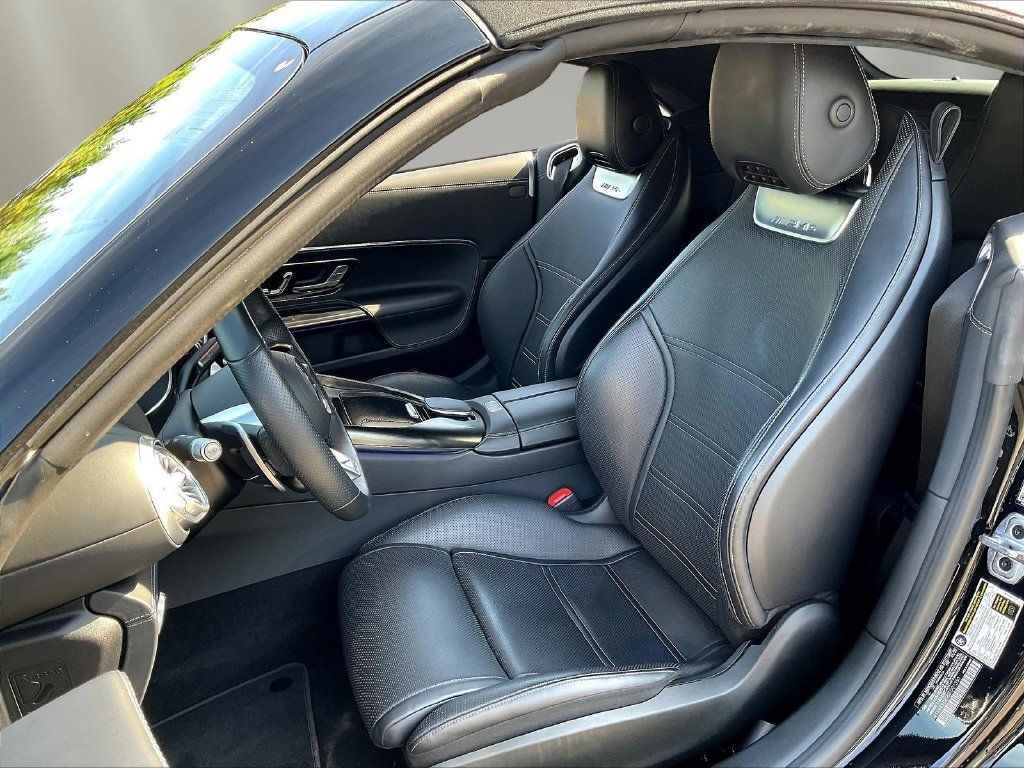 Certified 2022 Mercedes-Benz SL 63 AMG 4MATIC w/ Driver Assistance Package image 22