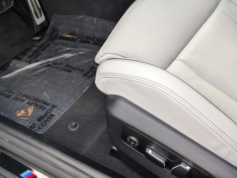 Used 2026 BMW M5 Touring w/ M Driver's Package image 17