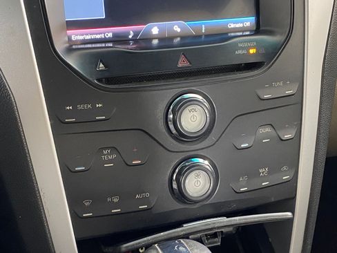 Used 2011 Ford Explorer XLT w/ 202A Rapid Spec Order Code image 26