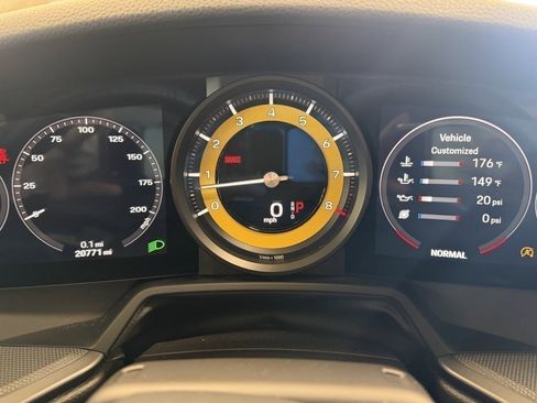 Used 2021 Porsche 911 Carrera image 8