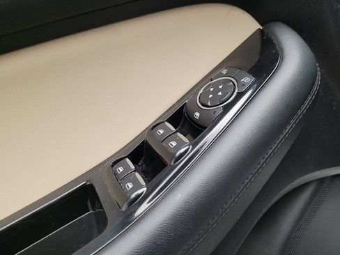 Used 2019 Ford Edge SEL w/ Equipment Group 201A AWD/4WD image 27