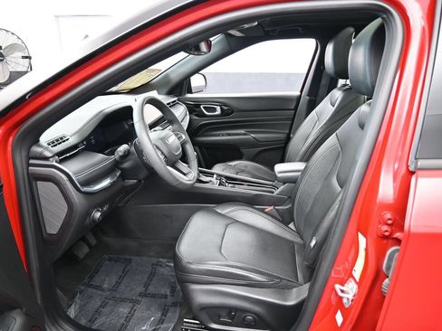 Used 2023 Jeep Compass High Altitude AWD/4WD image 12