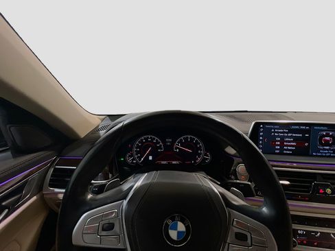 Used 2019 BMW 740i w/ Cold Weather Package image 7