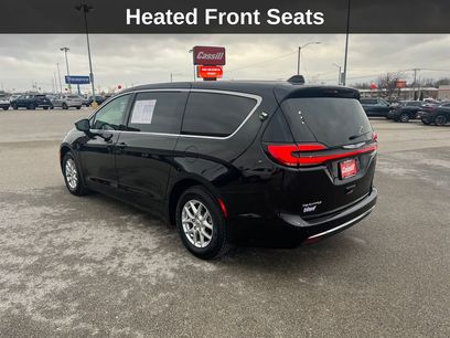 Used 2024 Chrysler Pacifica Touring-L