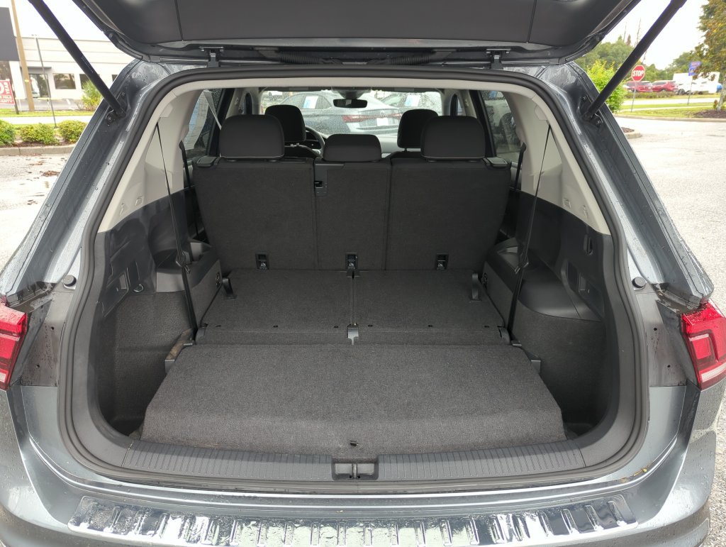 Used 2024 Volkswagen Tiguan S FWD image 19