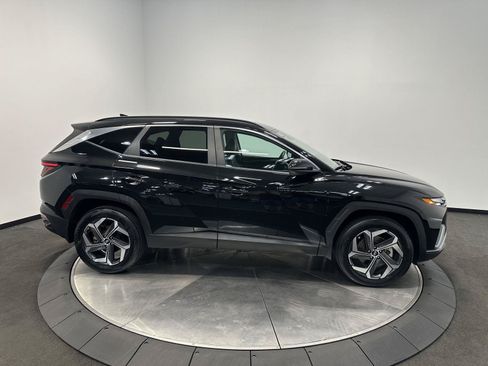 Certified 2023 Hyundai Tucson SEL w/ Convenience Package AWD/4WD image 8