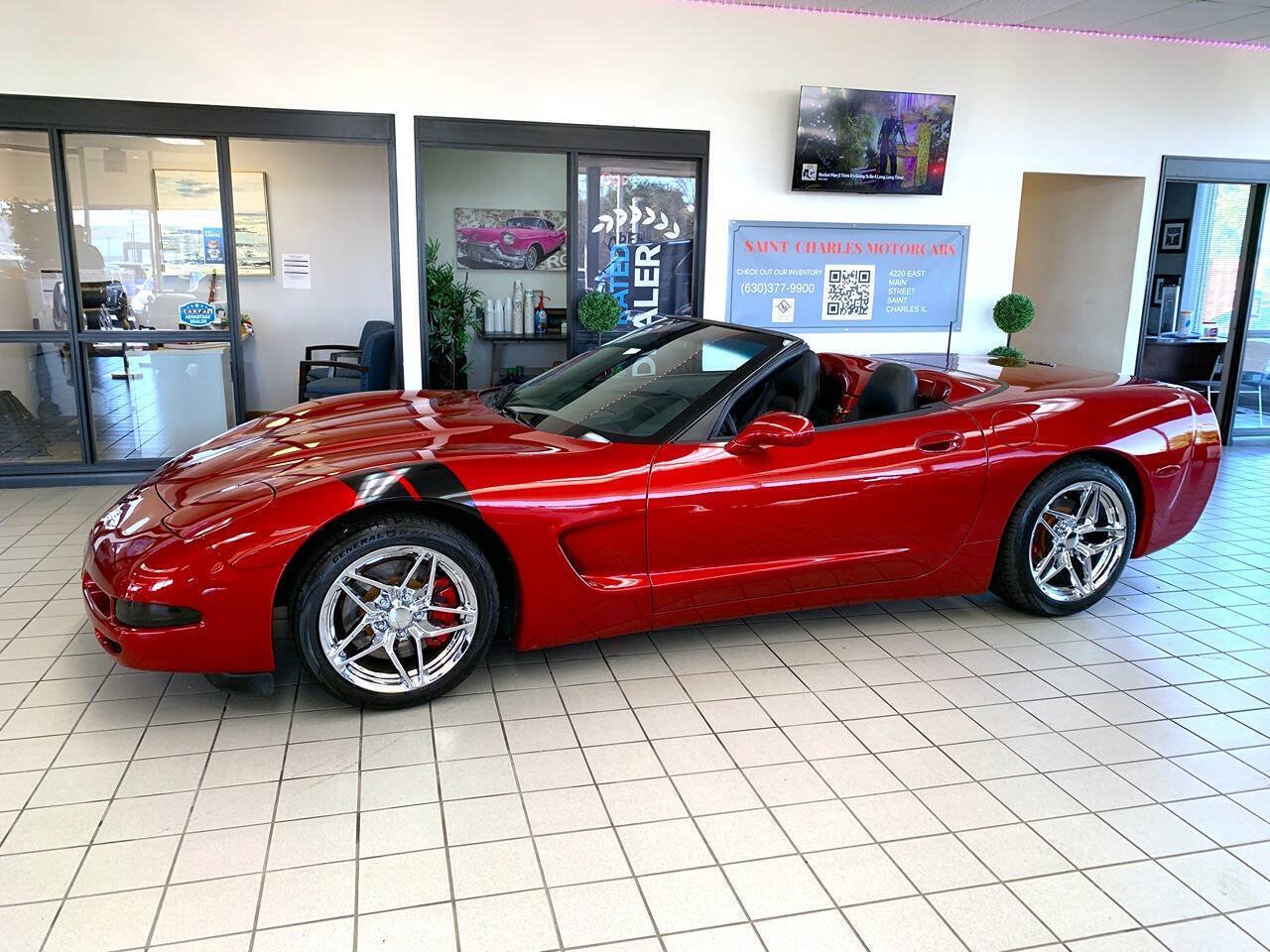 Used 2004 Chevrolet Corvette Convertible w/ Preferred Equipment Group RWD image 3