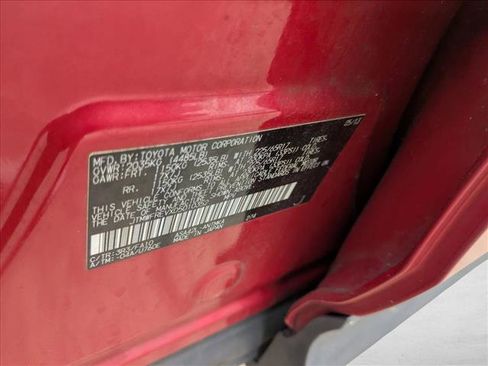 Used 2013 Toyota RAV4 XLE image 15