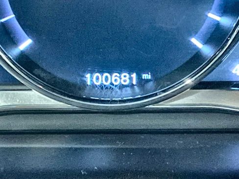 Used 2016 Volvo XC60 T6 w/ Proximity Package image 18