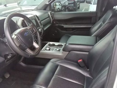 Used 2019 Ford Expedition XLT w/ Equipment Group 201A image 11
