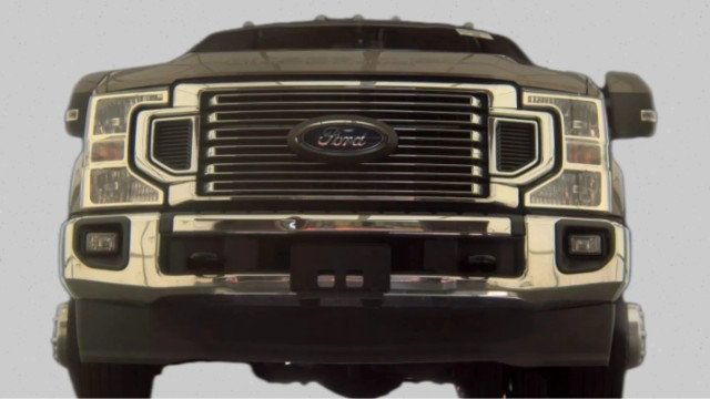 Used 2022 Ford F350 Lariat AWD/4WD image 3