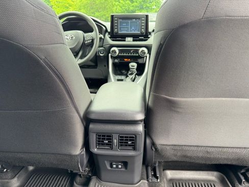 Used 2019 Toyota RAV4 XLE w/ All Weather Liner Package AWD/4WD image 19