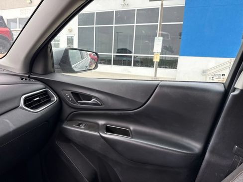 Used 2023 Chevrolet Equinox LT FWD image 26