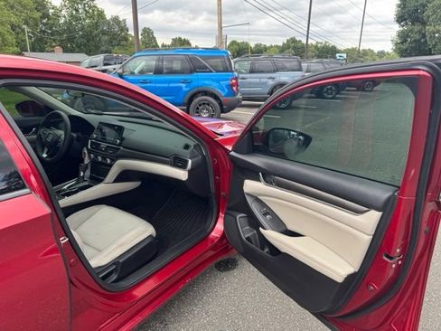 Used 2020 Honda Accord LX image 15